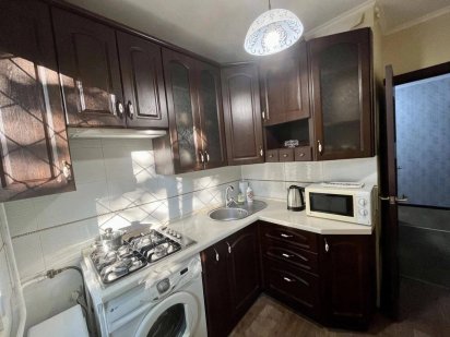 Продам 2к Юбилейный кв. Королева с А.О. Луганськ