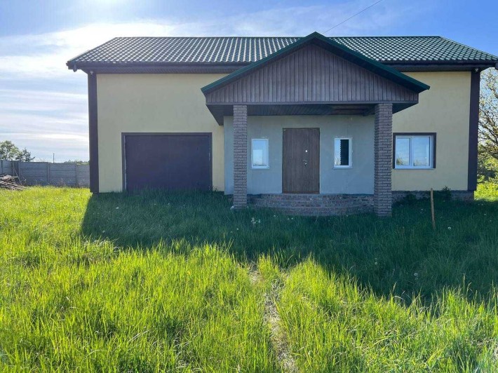 Продаж будинку з великим гаражем і ділянкою 20 соток - фото 1