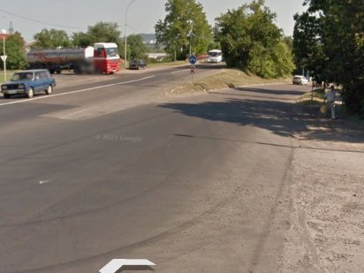 Продаж Будинок та земельна ділянка