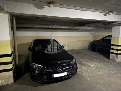 Без %. Продаж паркінгу в ЖК Митець, вул. Євгена Коновальця 32Б, центр