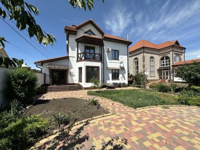 Аренда коттеджа 350м2 Варваровка скважина, генератор 5 комнат Николаев