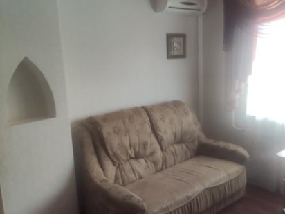 Здам подобово 1-кімнатну квартиру в р-ні ж/д ринку Ізюм