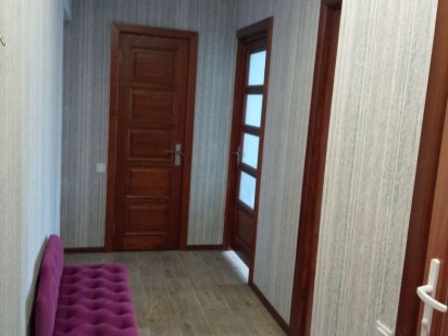 Подобово двокімнатна квартира , вільна з 12 серпня Канев