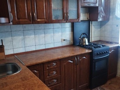 Подобово та почасово 2 х комнатна квартира Лозова