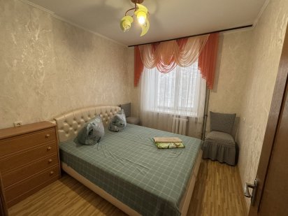 Здам 3-х кімнатну квартиру навпроти Сільпо (центр міста) Миргород