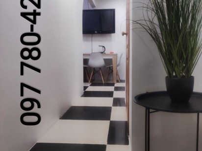 Центр 1-ком. квартира-студия посуточно 1300грн. Павлоград