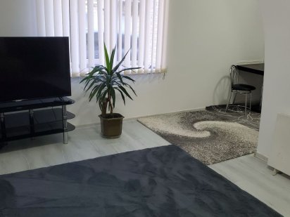 Здам квартиру посуточно почасово в самому  центрі міста Черновцы