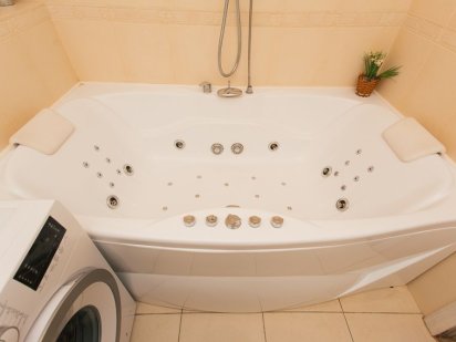 LUXE с ДЖАКУЗИ посуточно и почасово. Новый дом. Харьковская Суми