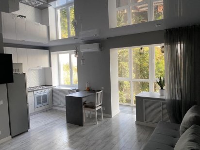 Посуточно Центр 1 комнатная . Чернигов