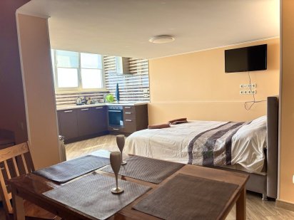 Подобово  новобудова м.Чернігівька ,м.Дарниця,м.Лісова