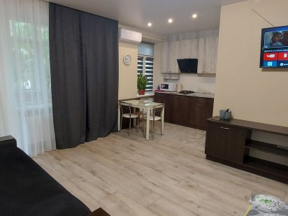 Погодинно 500 !  Центр,Україна Площа ! Чернігів