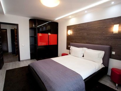 Подобово. Троещина. Киев. Уютная, современная в новом доме от хозяина. Киев