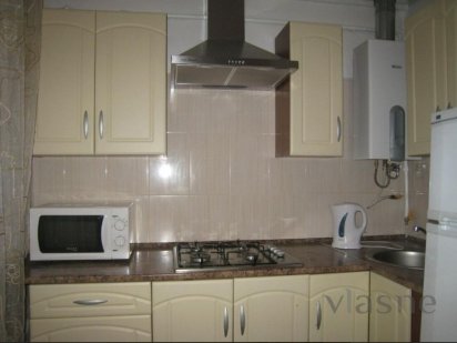 Мономаха 27. Кардиоцентр. Набережная. Мост сити посуточно Дніпро