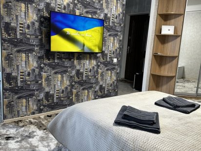 Сдам ПОСУТОЧНО 1- комнатную квартиру МАЛЫЙ РЫНОК