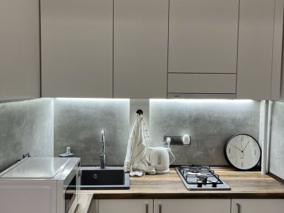 Сдается 1 ком.посуточно в районе ун.Украина