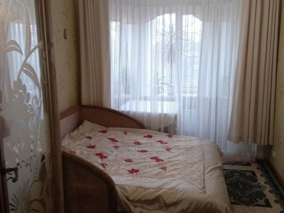 Сдам посуточно 2 к кв. Автовокзал,пр.Мазепы,военный госпиталь. Дніпро