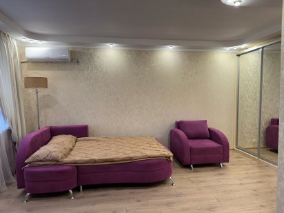 Сдам однокомнатную квартиру посуточно,понедельно рядом 9 роддом