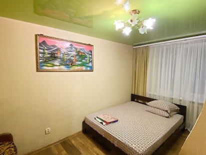 Посуточно 1ком Левый берег, ул. Стальского Киев