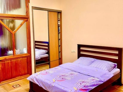 Погодинно,подобово, апартаменти площа Ринок, оперний, пл. Осмомисла Львов