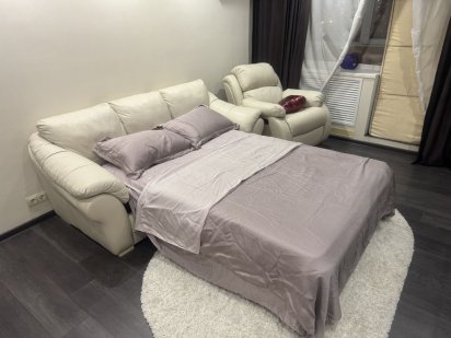 Сдам посуточно, почасово 2х ком. кв м.Палац Спорту Харьков