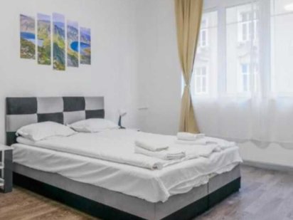 ЦЕНТР, площа РИНОК, початок вул. ЛИЧАКІВСЬКА (погодинно, подобово) Львів