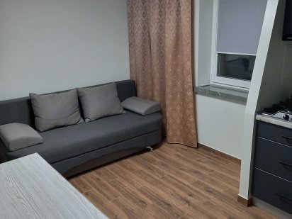 Здається житло подобово. Корець. Корець