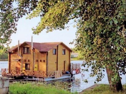 Комфортабельный дом на воде (Оболонь) Київ