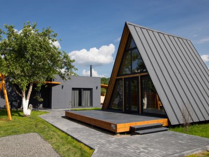 Відпочинок у AFrame будинку з сауною, альтанкою, мангалом біля річки Житомир