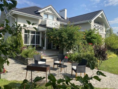 215 Уютный красивый дом у реки