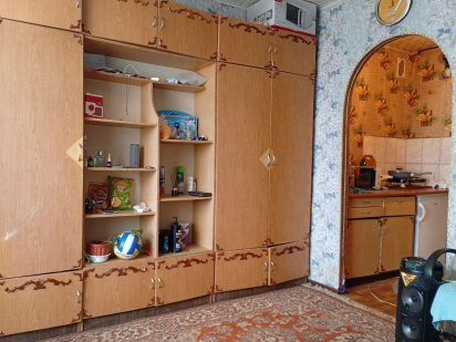 Продам 1к кв. Жукова д-5 Б Луганск