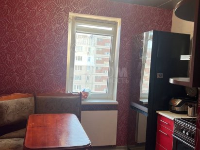 Продам 2к кв. Степной 4 Луганськ