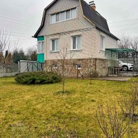 Двухэтажный дом с ремонтом и коммуникациями в Гайке. Белая Церковь