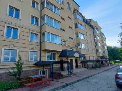 Продаж 3-кімнатна квартира в новобудові. Здана в експлуатацію. Черновцы