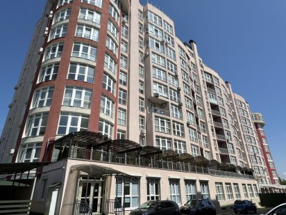 Продається 2 кімнатна Новобудова вул Буковинська 33А Чернівці