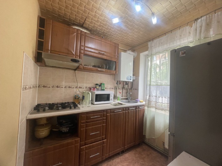 Продам 2-х комн квартиру с авт отоп в городе Луганск квартал 50-лет Октября - фото 1