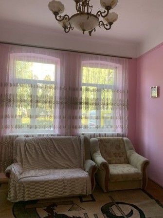 2-х кімнатна квартира цент міста житловий стан 33 мера квадратних - фото 1