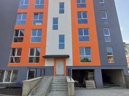 1 новобудова, Сонячне містечко Черновцы