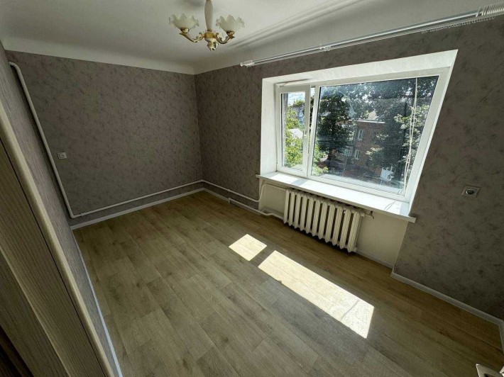 2 кімнатна на Зигіна, 45 м кв, 4 поверх. Косметичний ремонт. - фото 1