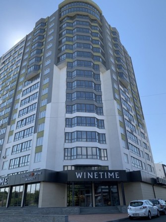 Продаж великої 3-кімнатної квартири в центрі міста, в.Грушевського 110 - фото 1