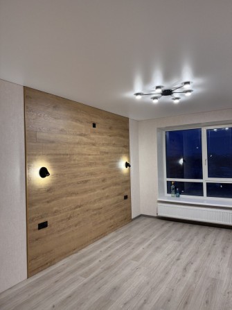 Продаж 2-кімнатної квартири з ремонтом в новому - фото 1