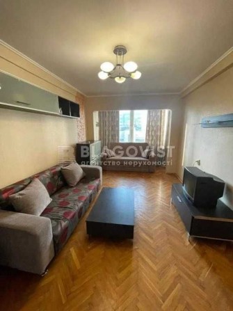 Продаж 2-х кімн кв-ри просп.Тичини Павла 1, 52м/кв Русанівка Березняки - фото 1