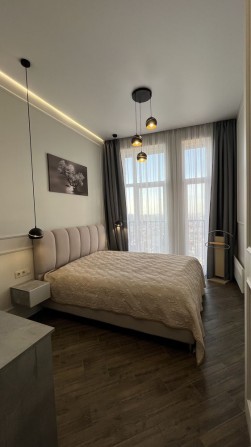Продам двух км квартиру новобудові ЖК LOFT Центр Яворницького Шевченка - фото 1
