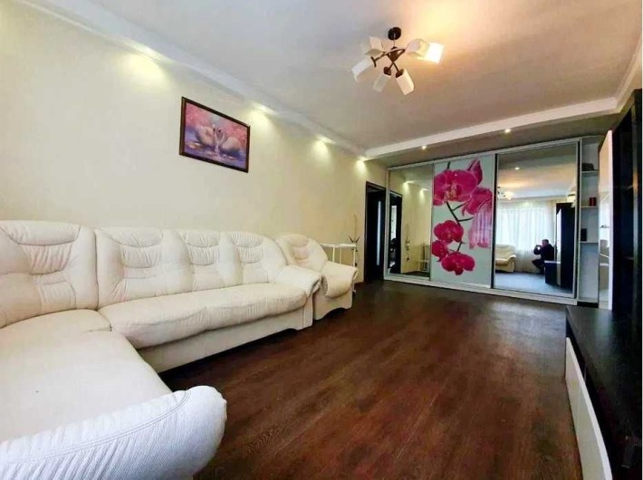 Продам 3к. кв. на жм Левобережный, пер Крушельницкой,15, БЕЗ КОМИССИИ - фото 1