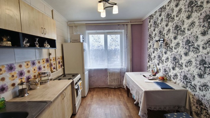 Продажа 4 ком квартиры ж/м Тополь 3 дом 30 - фото 1