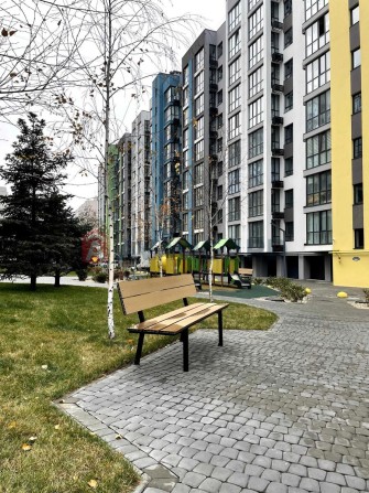 ЖК Щасливий у Дніпрі. 4/10, 42 кв.м, после строит. - фото 1