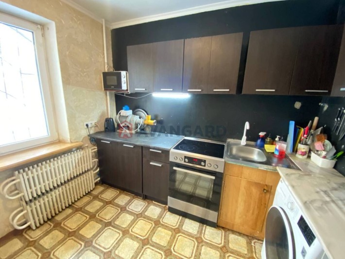 Продам просторную 2-х ком.кв. район Парус - фото 1