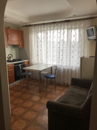 Продам 2 к. квартиру - фото 1