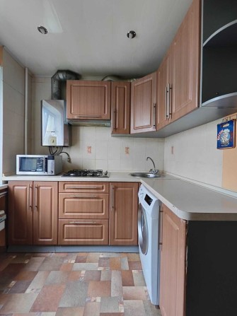 ПРОДАМ 2-ох кімнатну квартиру по вул. Дніпровське шоссе 3 поверх - фото 1