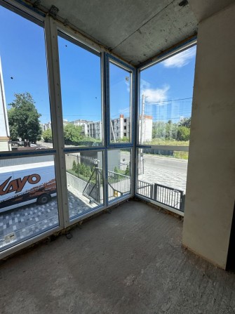 Квартира з коморою в зданому будинку - фото 1