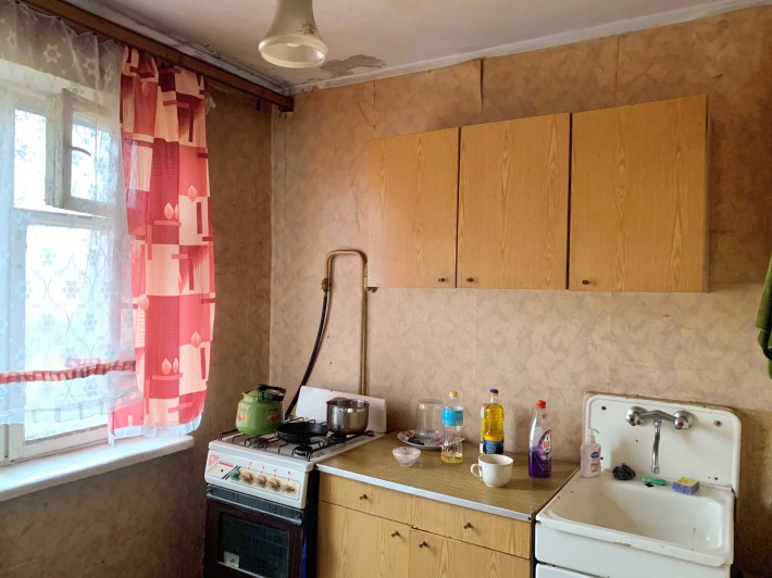 Продам 1 кімнатну квартиру Автовокзал ( по вулиці Героїв АТО ) - фото 1